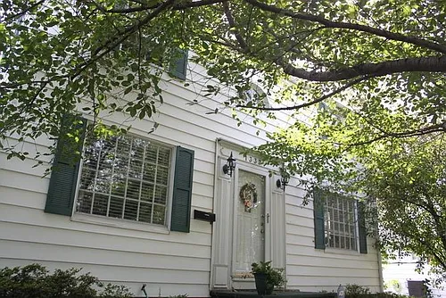 1332 McKinley Ave Photo 1