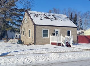 1405 N Summit St, Appleton, WI 54914