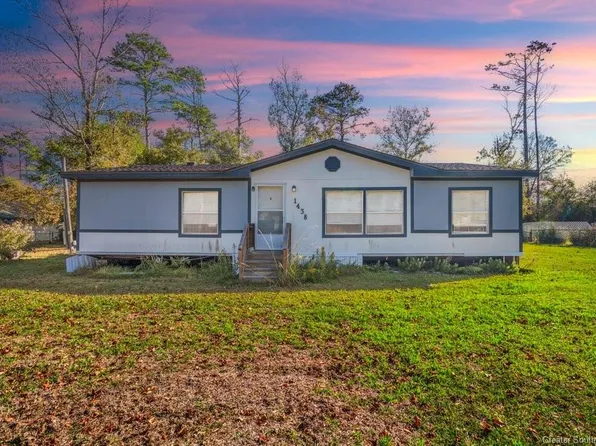1438 W Pine Meadows Dr, Lake Charles, LA 70611