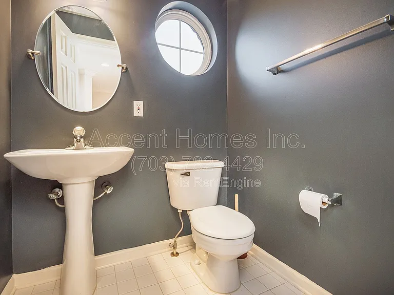 6450 Waterfield Rd — Photo 53