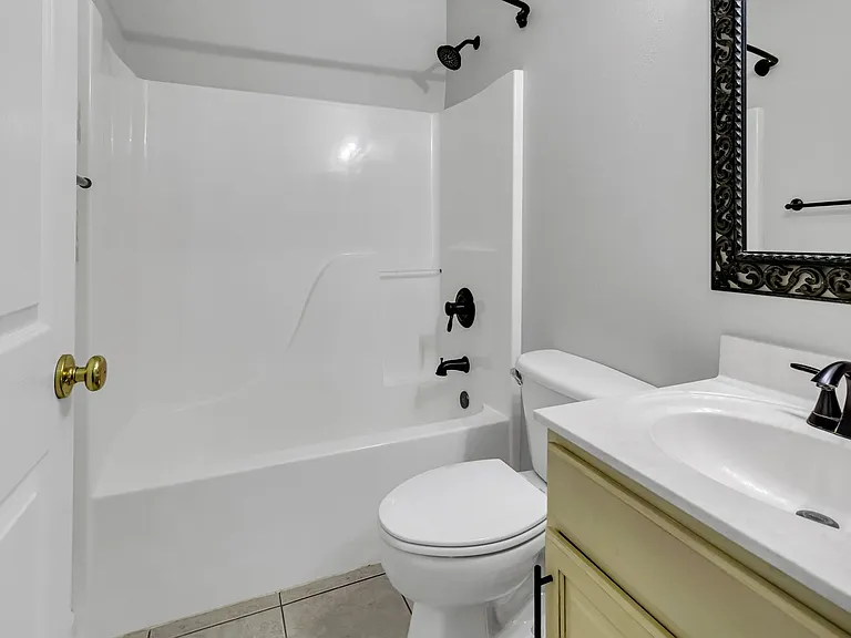 4429 Southminster Cir — Photo 31