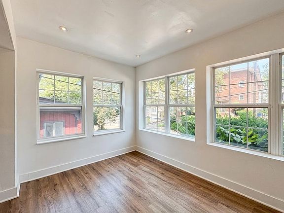 5th image of 5834 Phillips Ave #2