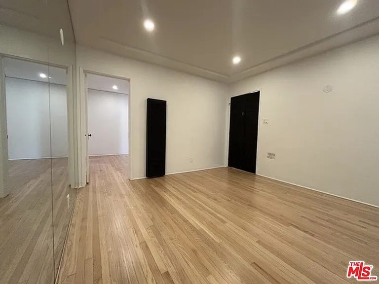10574 Ayres Ave — Photo 10
