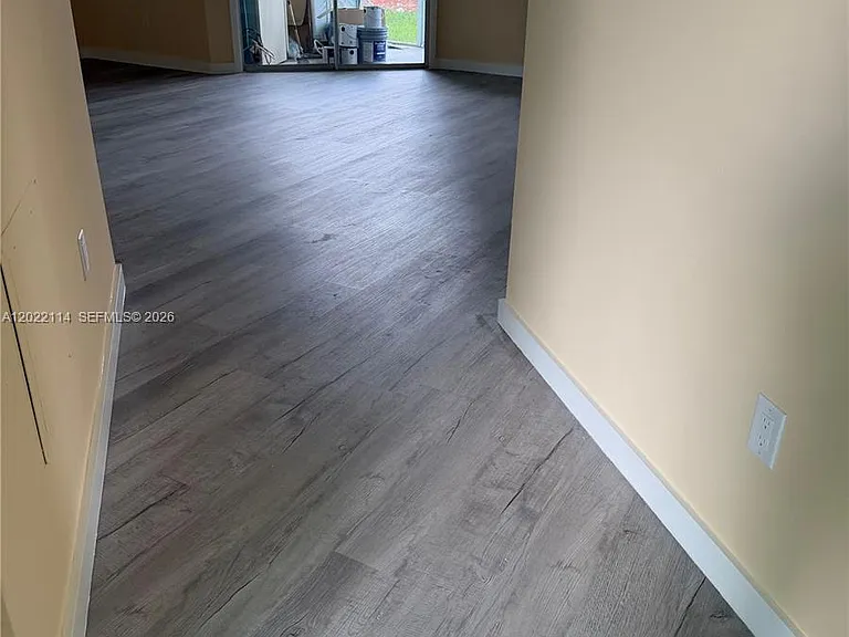 2603 SE 20th Ct #102-A — Photo 3
