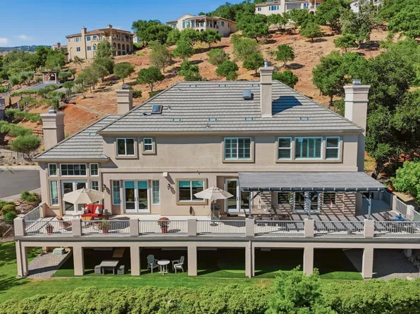 5 Silverstone Court, Napa, CA 94558