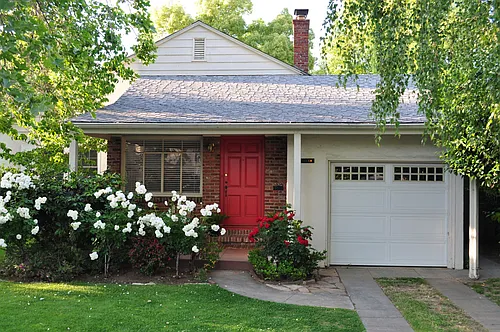 4033 Sherman Way Photo 1