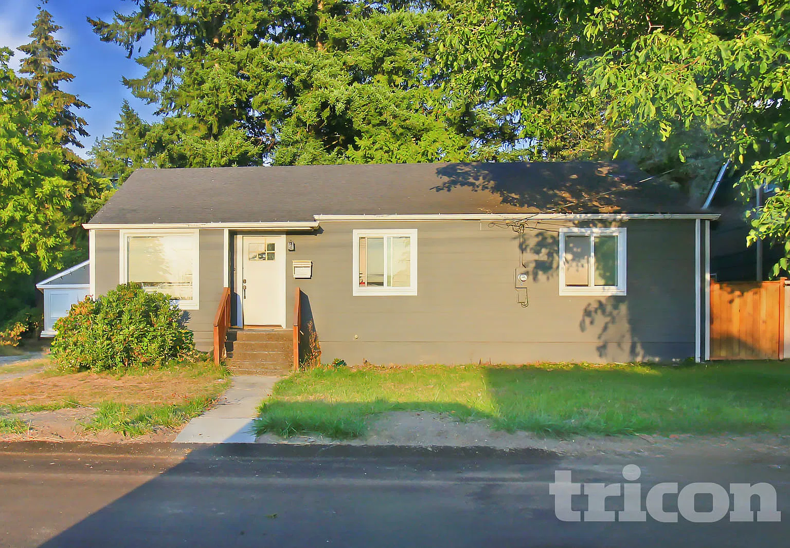 5205 S Steele Street Tacoma WA — Photo 1