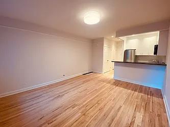 Rented by Metropolis Real Estate of Manhattan