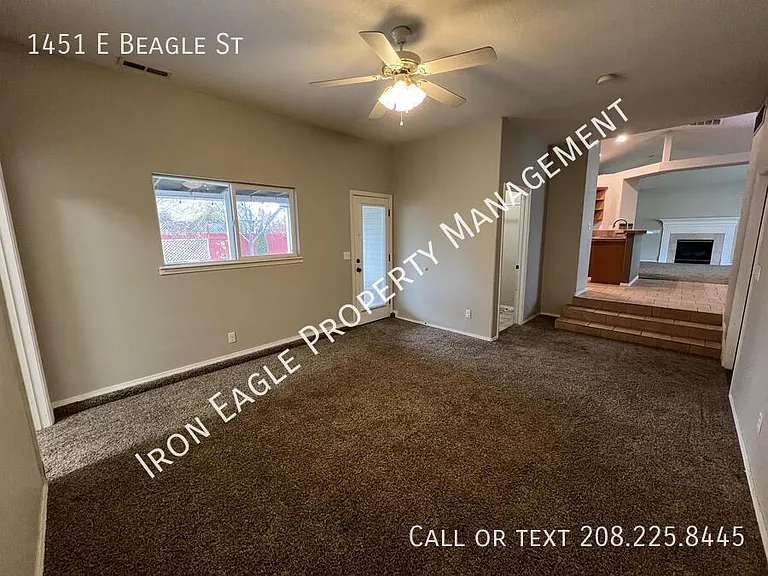 1451 E Beagle St — Photo 9