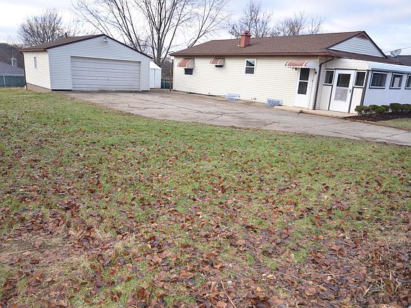 2nd image of 160 Kreiner Ave
