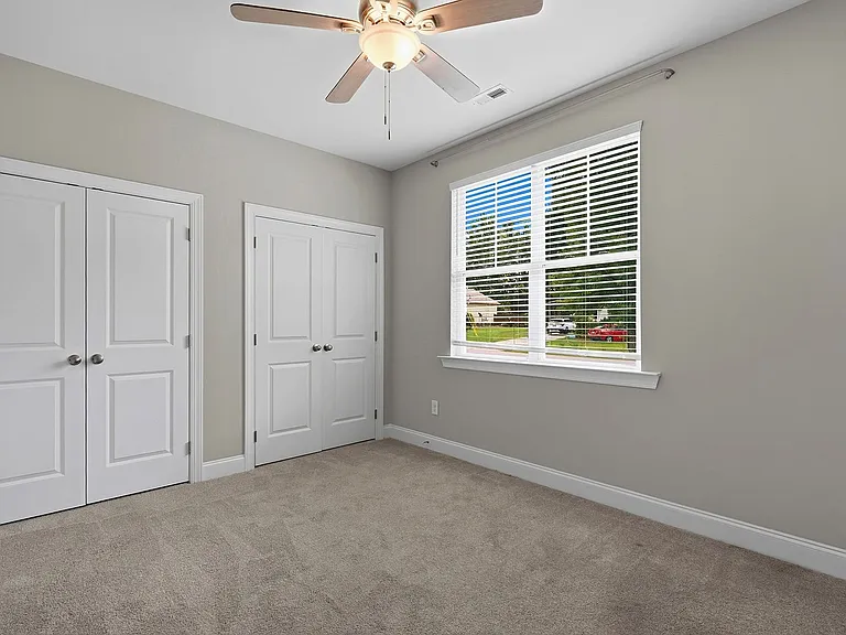 573 Circle Dr — Photo 25