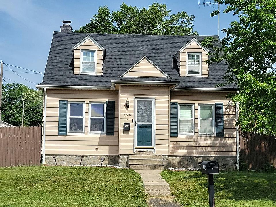 1st image of 736 Old Stratfield Rd