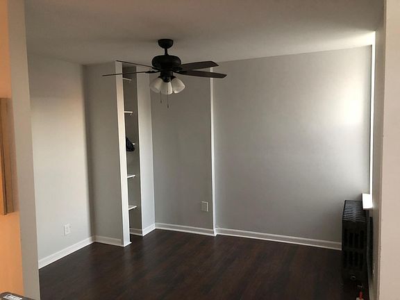 5th image of 1233 Christian St Floor 3