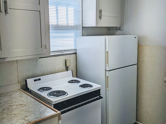 4th image of 510 N 35th St
