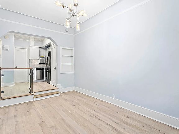 5th image of 62 E 87th St APT 1A