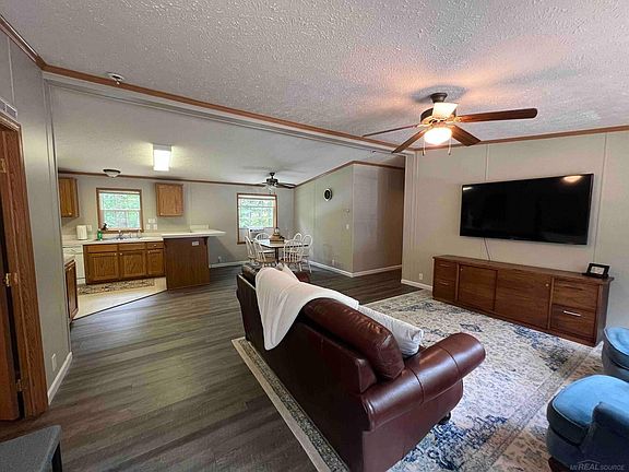 3rd image of 11475 Billman Rd
