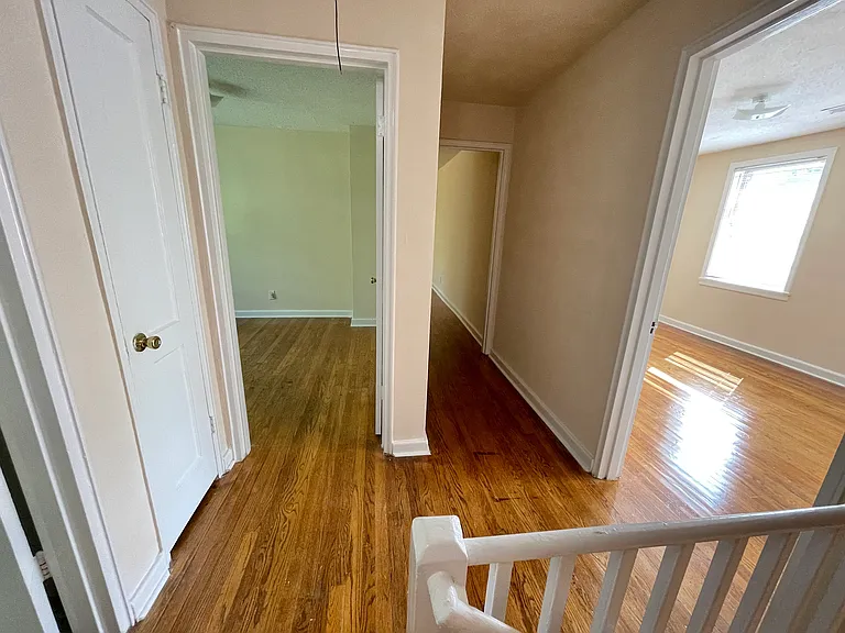 1663 Valley Ave — Photo 32