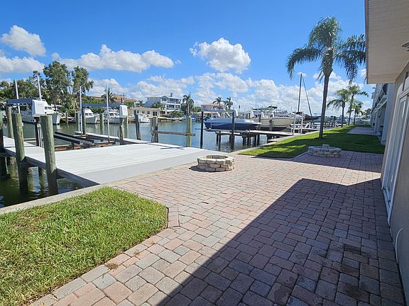 3rd image of 148 174th Terrace Dr E #B