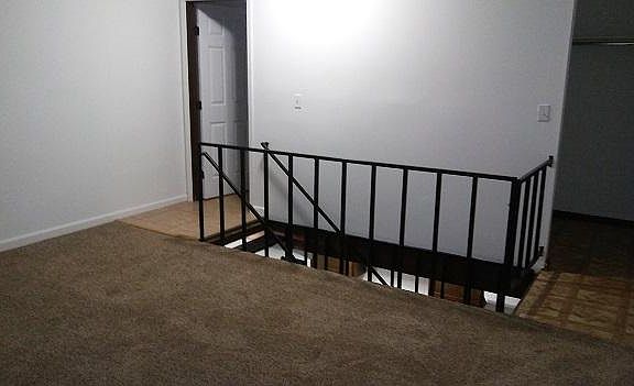 5th image of 1119 Hollander St APT C