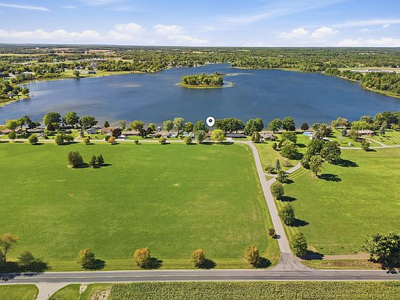 3rd image of 10265 Collard Dr