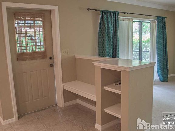 3rd image of 27911 Hacienda East Blvd