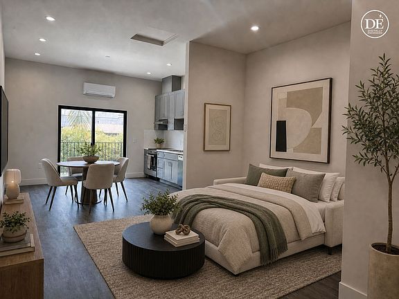 2nd image of 1702 S Hoover St #201