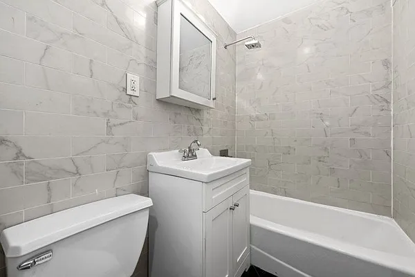 Rented by Douglas Elliman | media 14