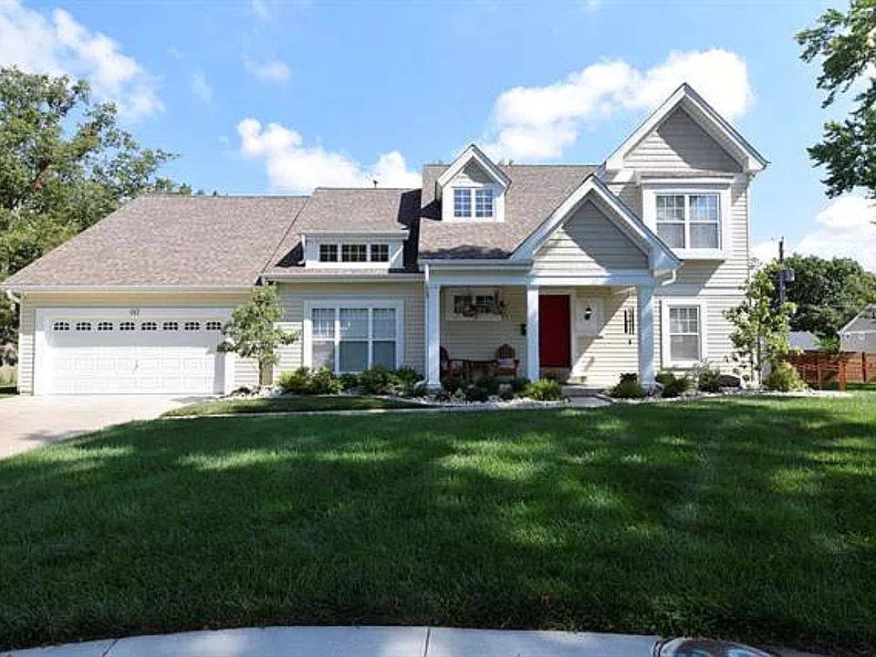 1st image of 917 Thornberry Ln
