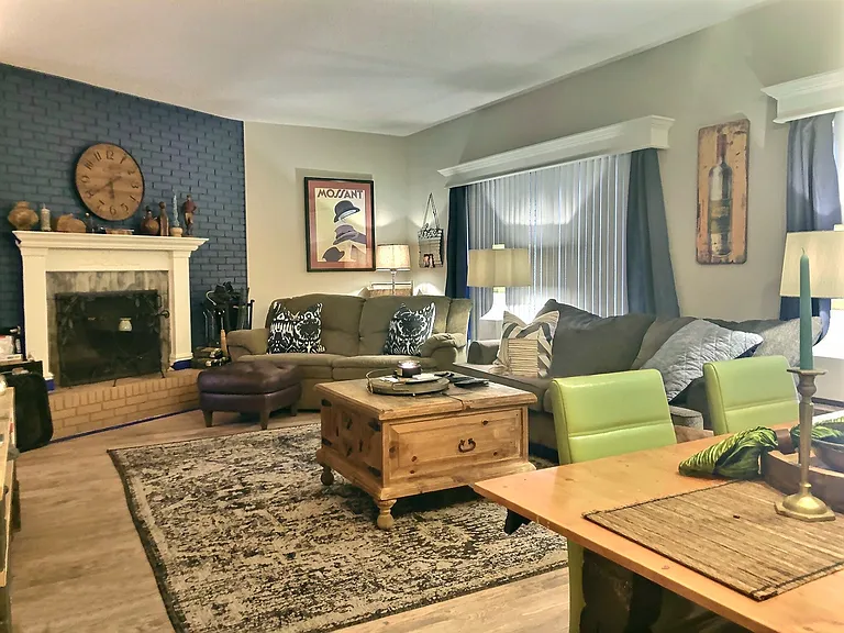 Carriage Hills Apartments — Photo 18