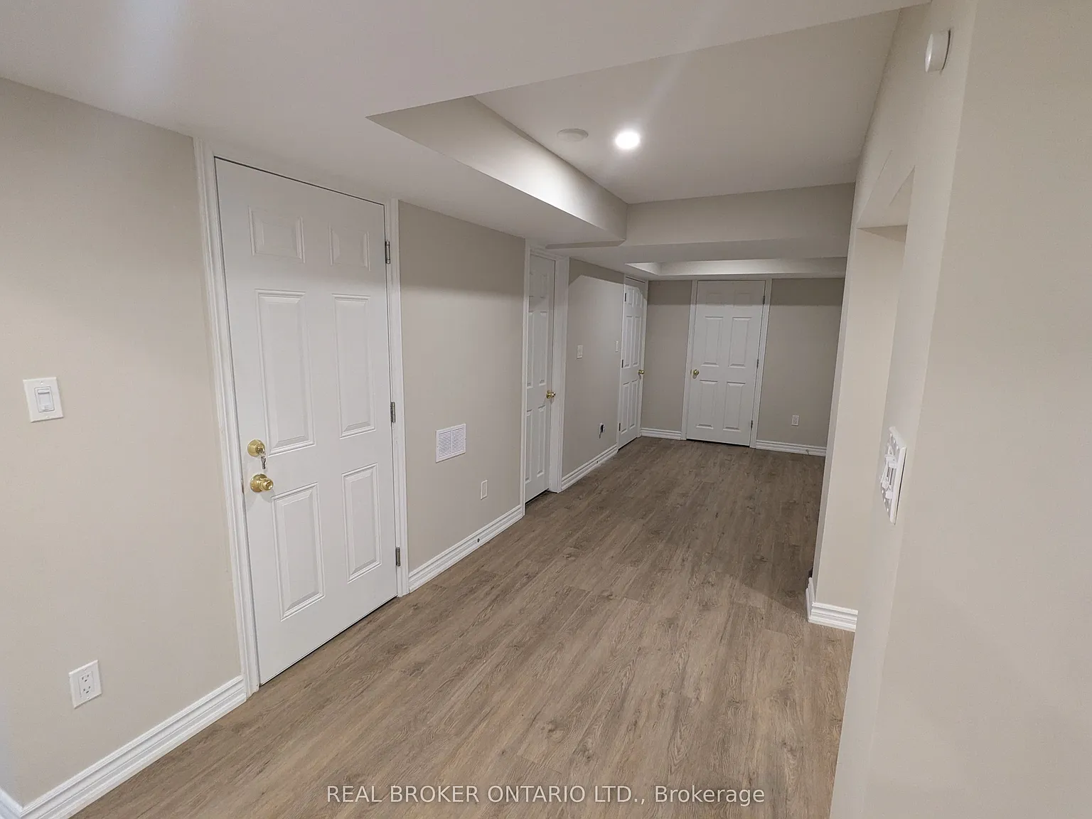 1 bed, $1,899 — Photo 2