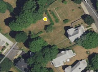325 Metropolitan Ave, Roslindale, MA 02131