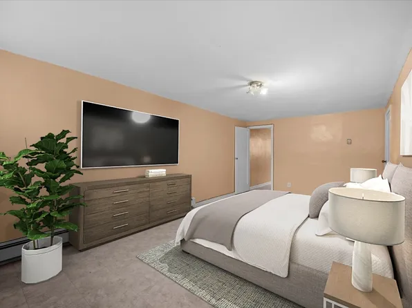 677 East 92nd Street image 1 of 10