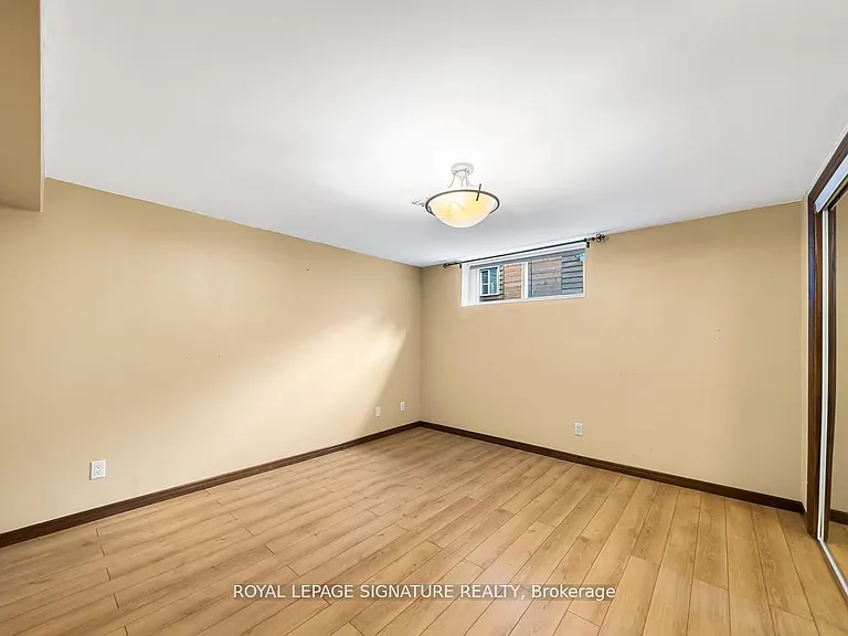 21 Broadlands Blvd — Photo 31