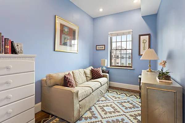 Sold by Compass | media 8
