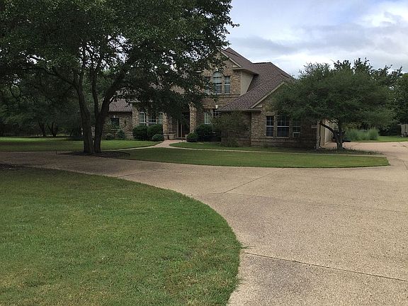 Circular Drive, Curb appeal