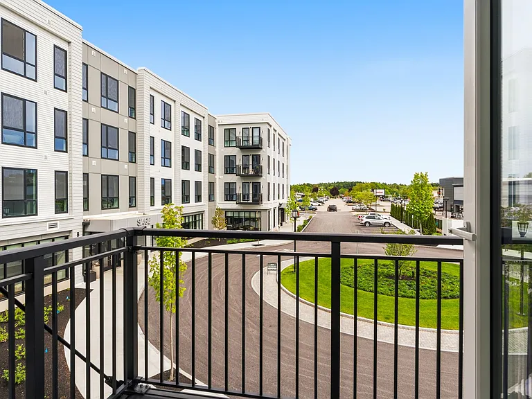 2454 Lafayette Rd #201 — Photo 16