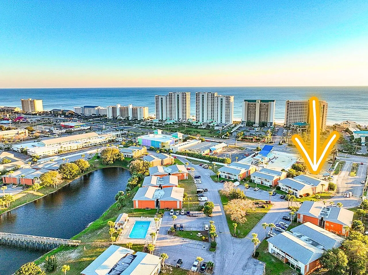 4000 Gulf Terrace Dr — Photo 1