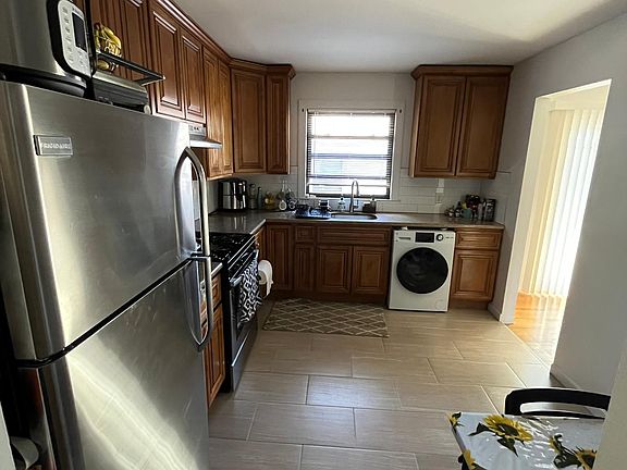 3rd image of 66 Cornelia St #2A