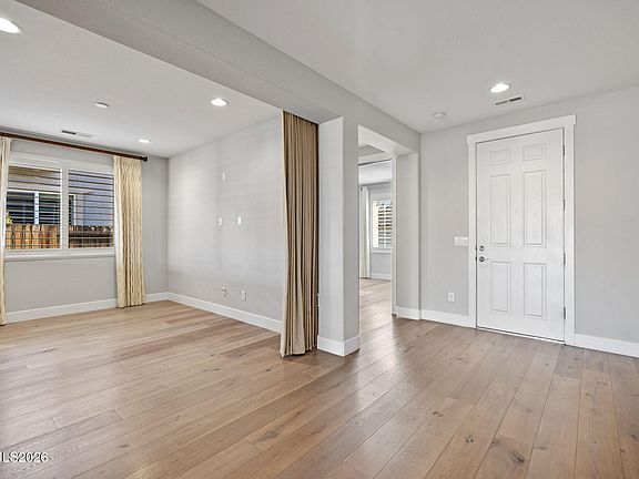 4th image of 9785 Hafflinger Ln