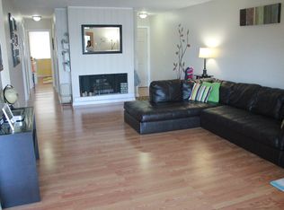 859 Cliffs Dr APT 106, Ypsilanti, MI 48198