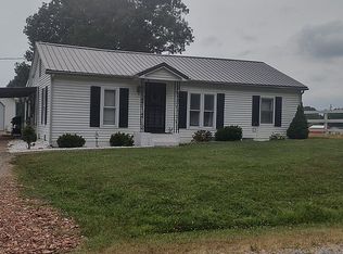 1060 Brown Rd, Paris, TN 38242