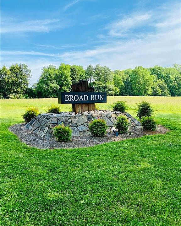 2nd image of 1 Broad Run Rd