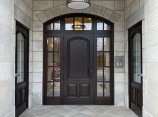 846 Main St UNIT 4, Winchester, MA 01890