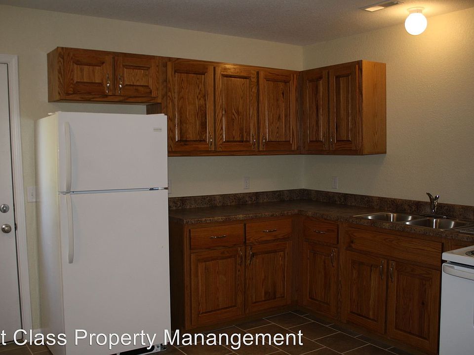 2nd image of 2602 Hickman Rd APT 4