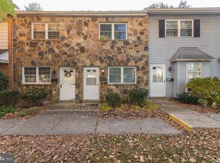 1314 Rolling Glen Dr, Upper Chichester, PA