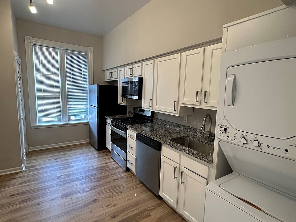 1st image of 735 Shenandoah Ave #1F