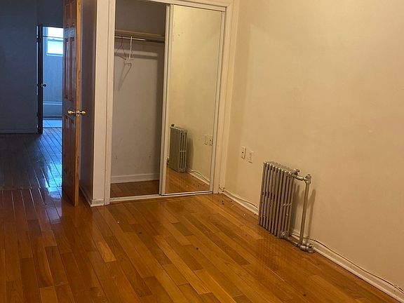 4th image of 14-27 29th Ave #1