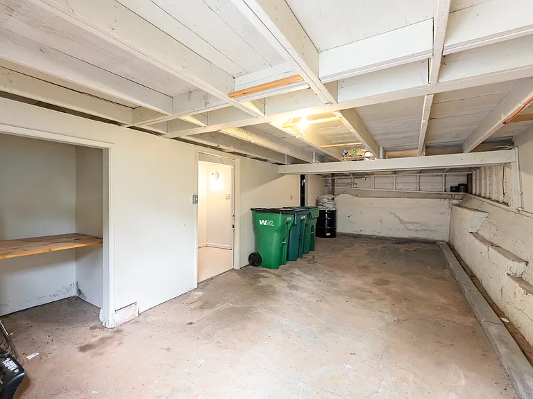 231 Glenbrook Dr — Photo 13