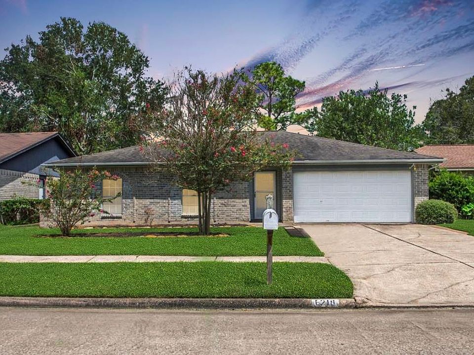 1st image of 6218 Silver Leaf Dr
