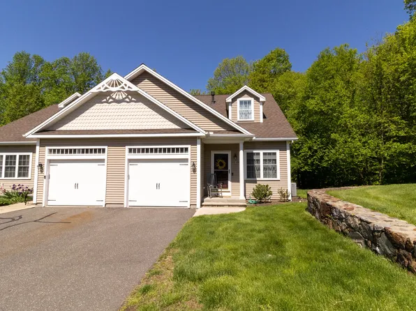 5 Boulderbrook Court #52, Prospect, CT 06712